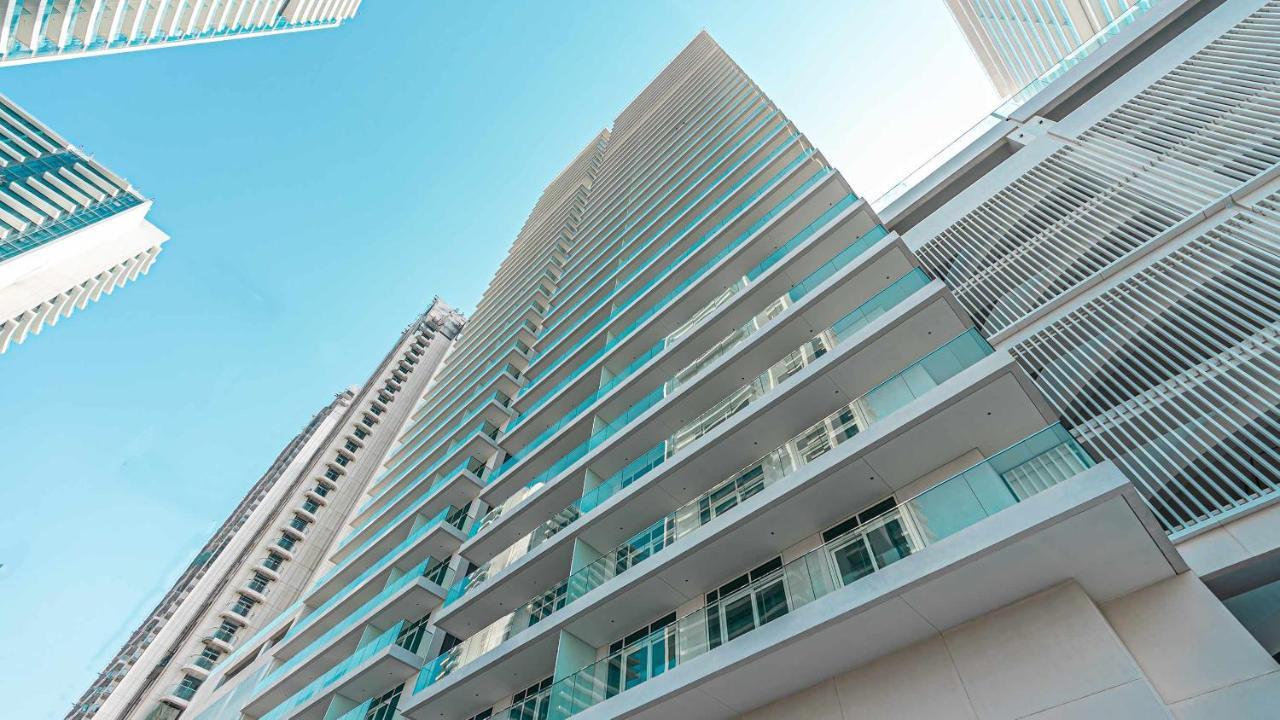 Ultra Luxury Emaar Beachfront - Private Beach And Pool Dubaj Zewnętrze zdjęcie